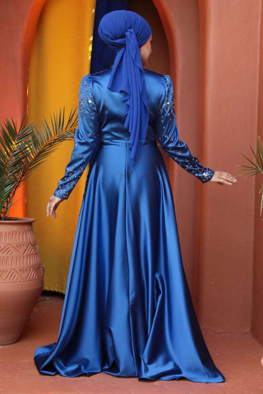 Long Maxi Dress perfect choice for weddings, proms, and evening occasions - Blue - By Baano