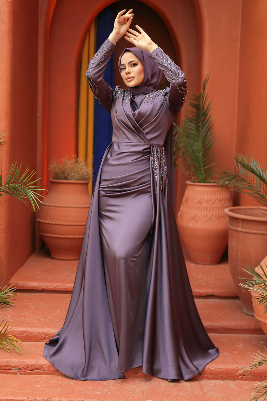Introducing our Stunning Sparkling Evening Dress Abaya.