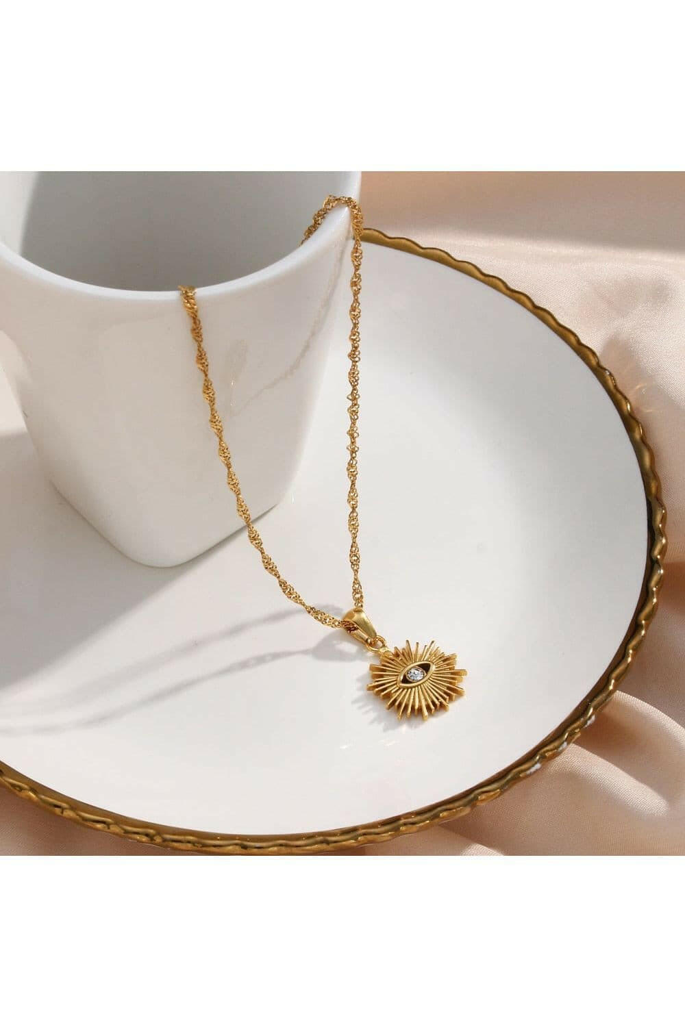 Elegant Water Wave Chain 18k Gold Plated Stainless Steel Creative Sunlight Zirconia Evil Eye Pendant Necklaces For Women.