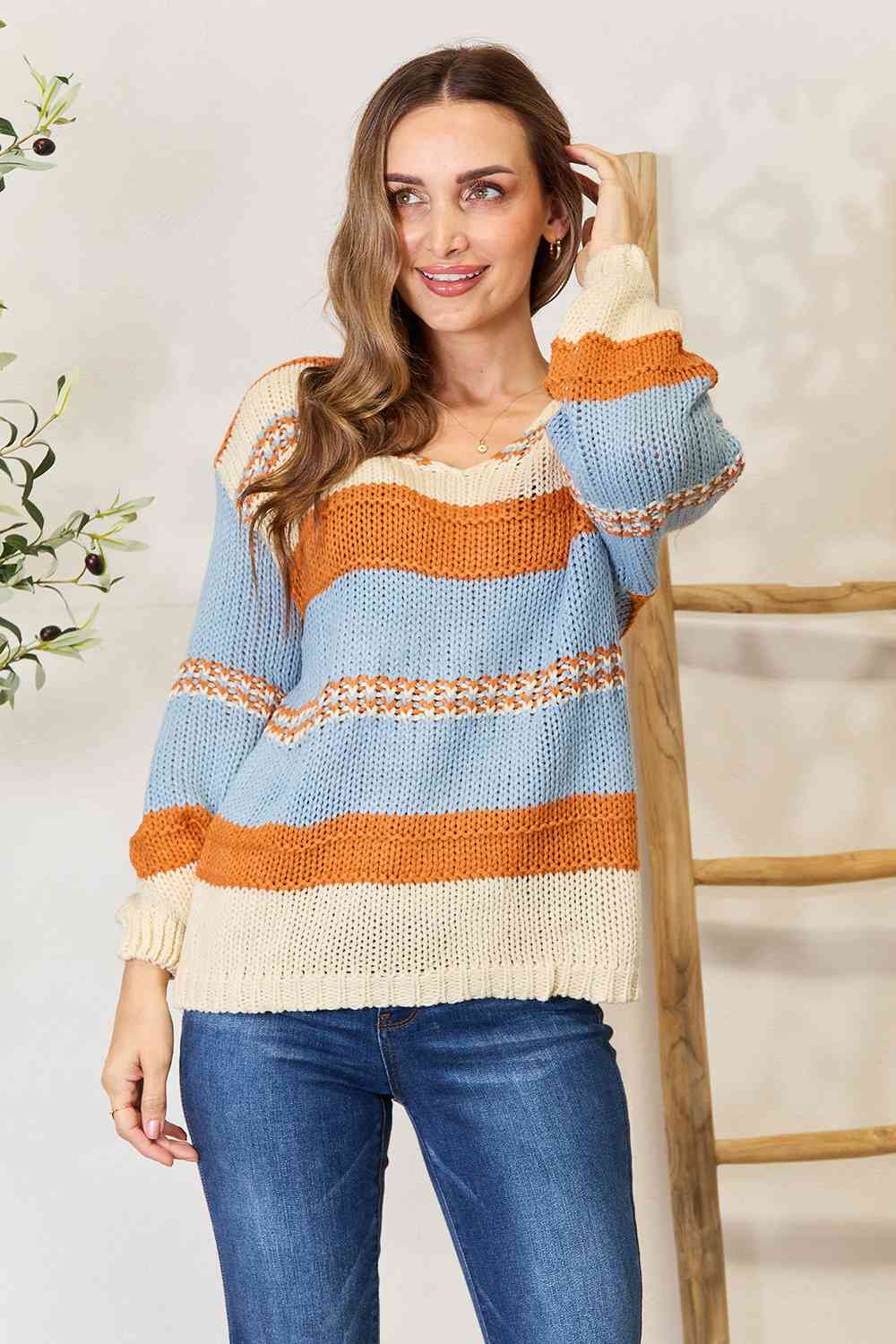Woven Right Color Block Scoop Neck Sweater - By Baano