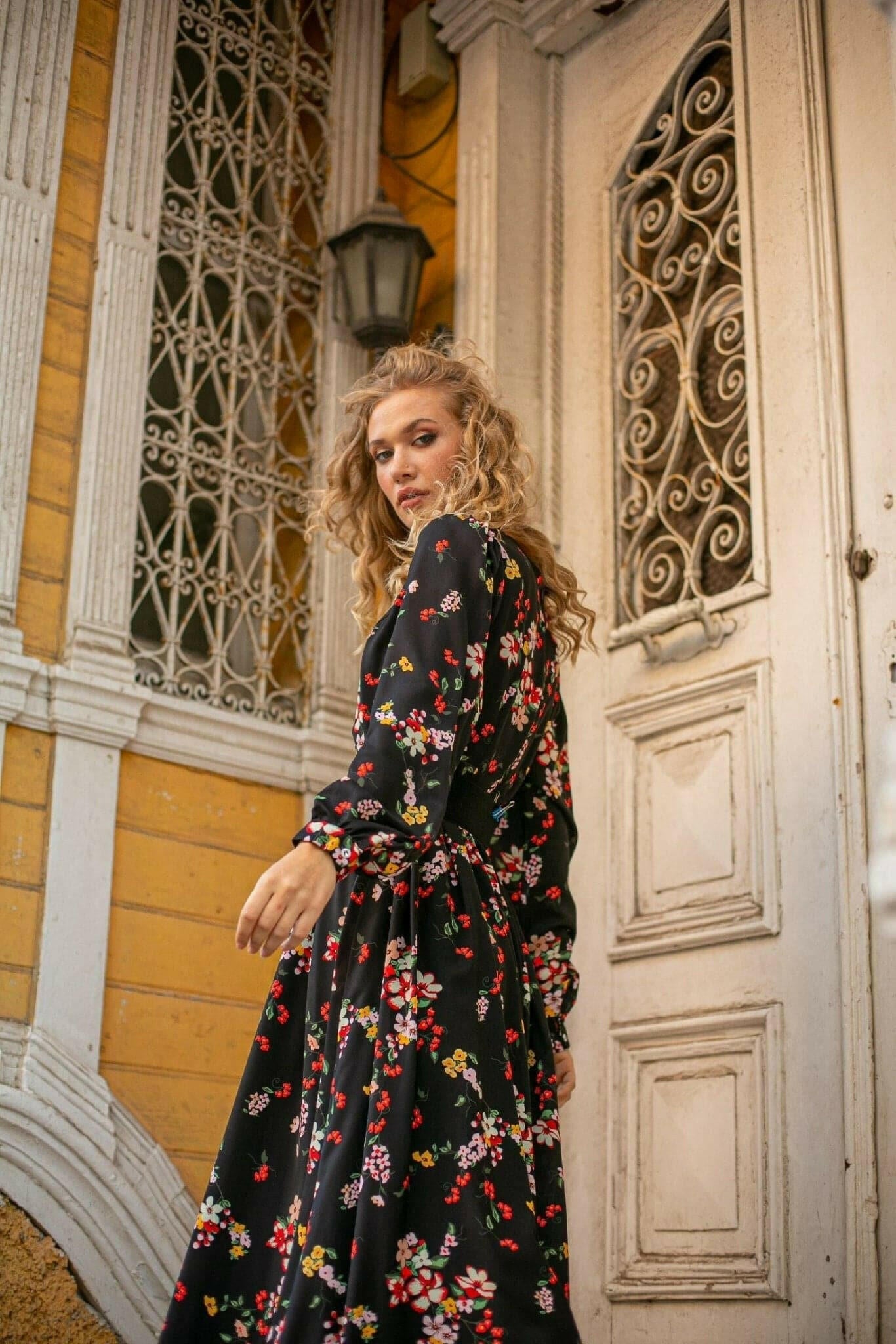 Kelsi Floral Long Maxi Dress with Long Sleeves - By Baano