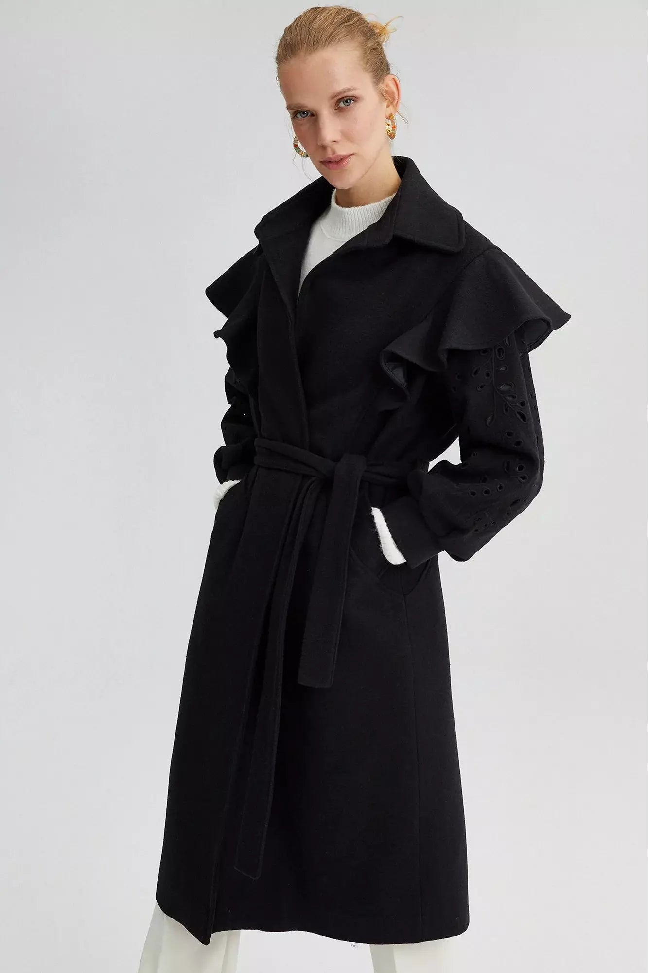 Lace Detailed Coat With Belt - By Baano